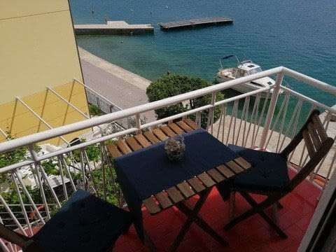 private rooms with balcony croatia
