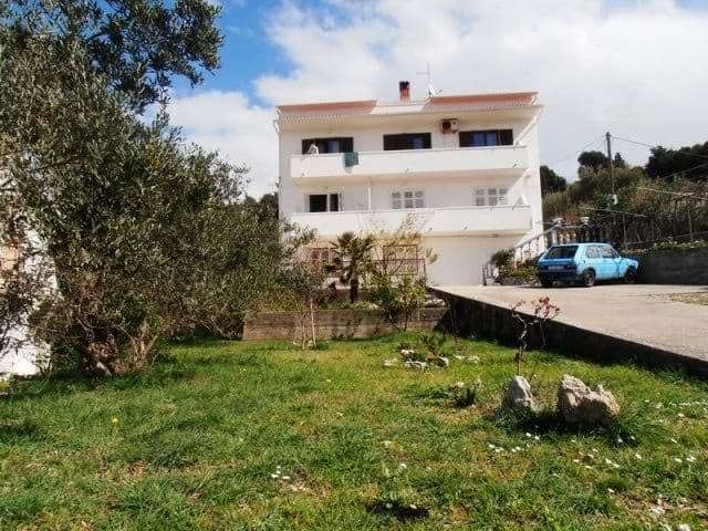 family-houses-for-rent-croatia