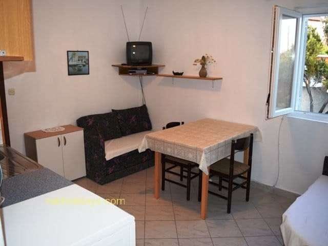velimel-beach-apartments