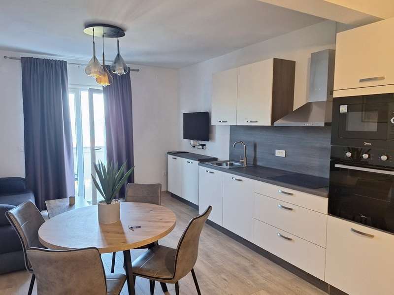beautiful beach apartments in croatia