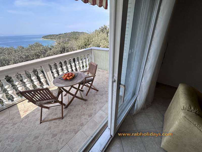croatia apartment with pool